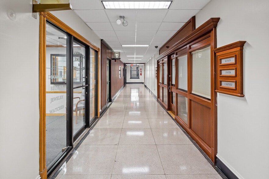 More Photos Of 333 Washington St, Boston Office For Sale