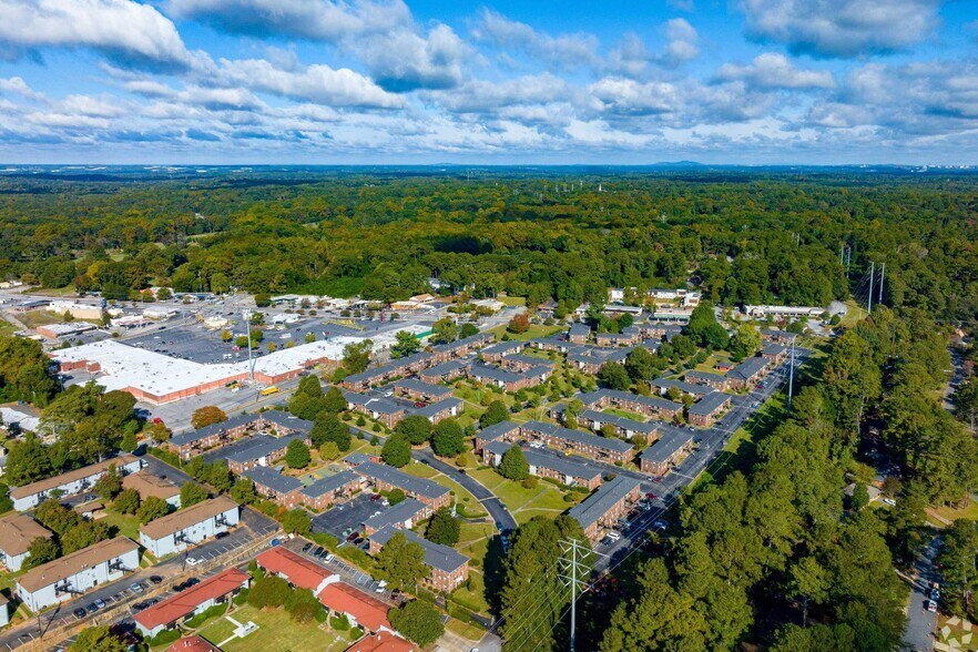 More Photos Of 1988 Plaza Ln SW, Atlanta Apartments For Sale