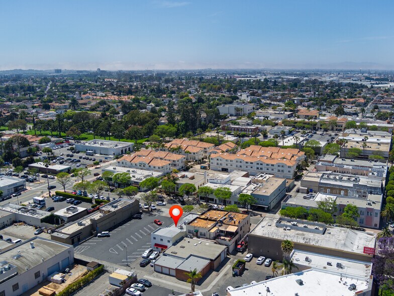 More Photos Of 1424 Marcelina Ave, Torrance Freestanding For Lease