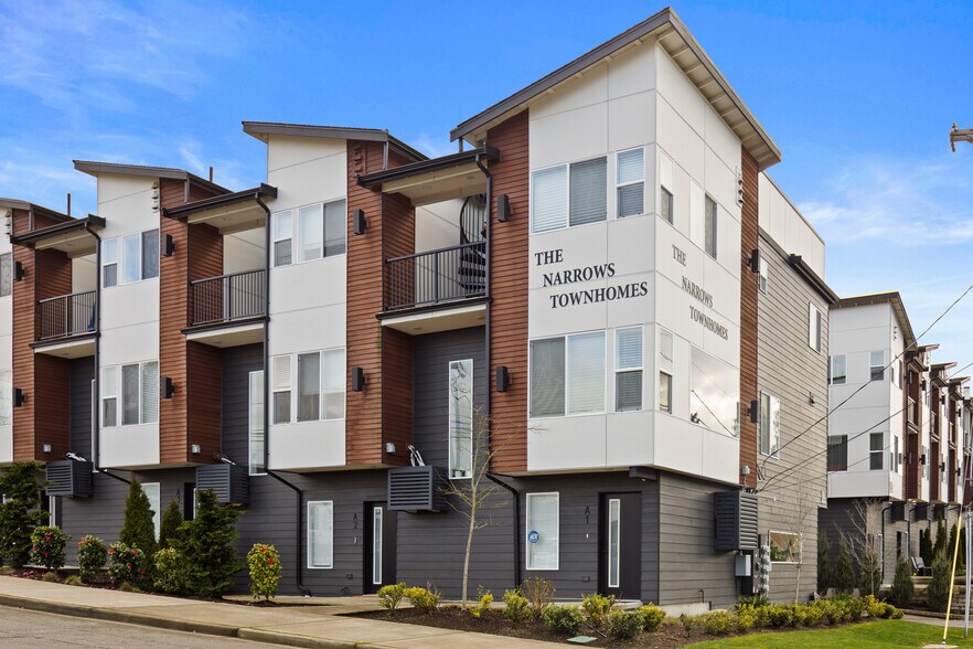 More Photos Of 8524 19th St W, Tacoma Apartments For Sale
