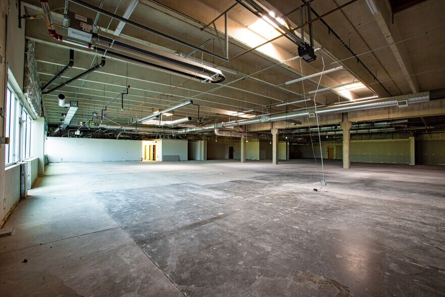 More Photos Of 5610 Ward Rd, Arvada Light Manufacturing For Lease