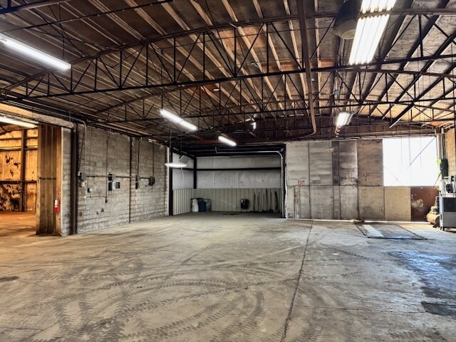More Photos Of 637 State Rd, Cheraw Manufacturing For Sale
