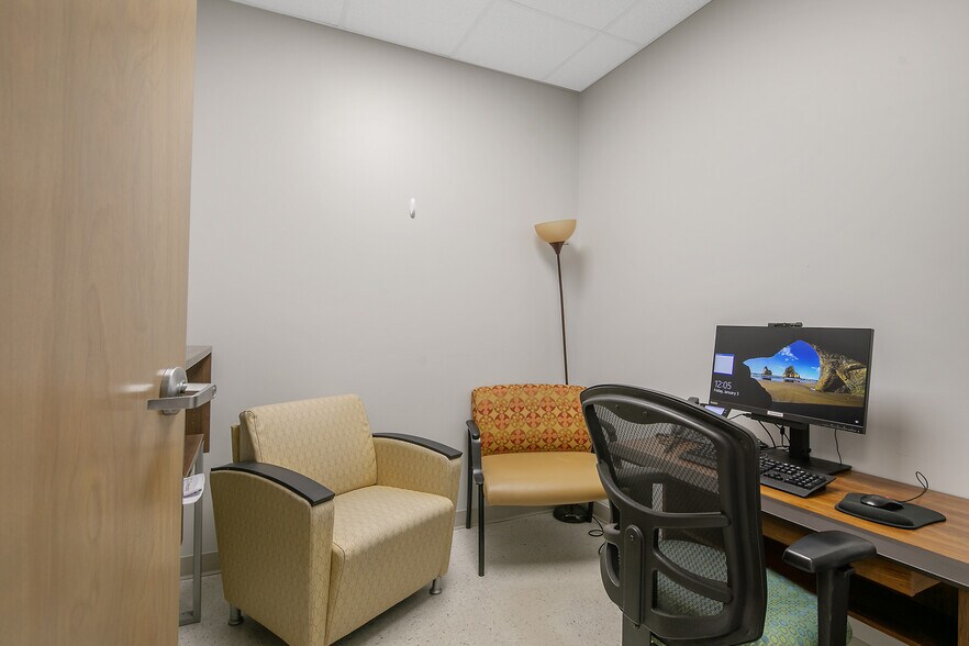 More Photos Of 7 E Duncan St, Lillington Medical For Sale