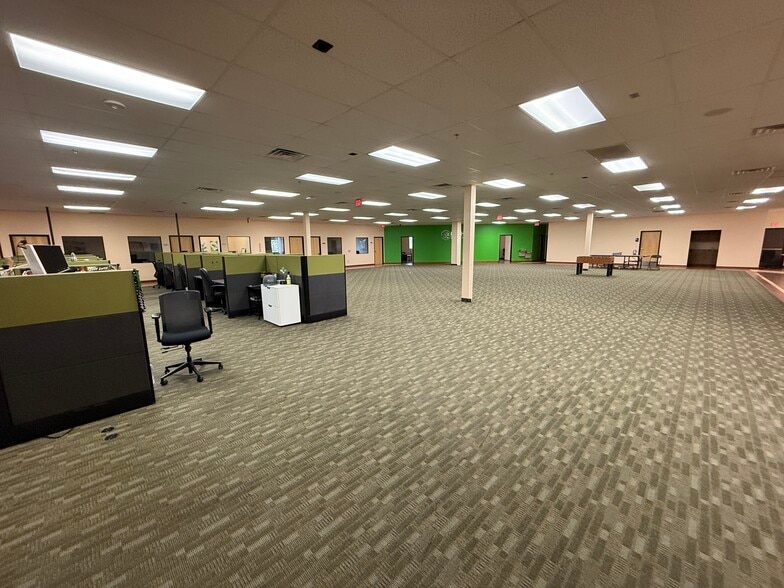 More Photos Of 319 E Warm Springs Rd, Las Vegas Medical For Lease