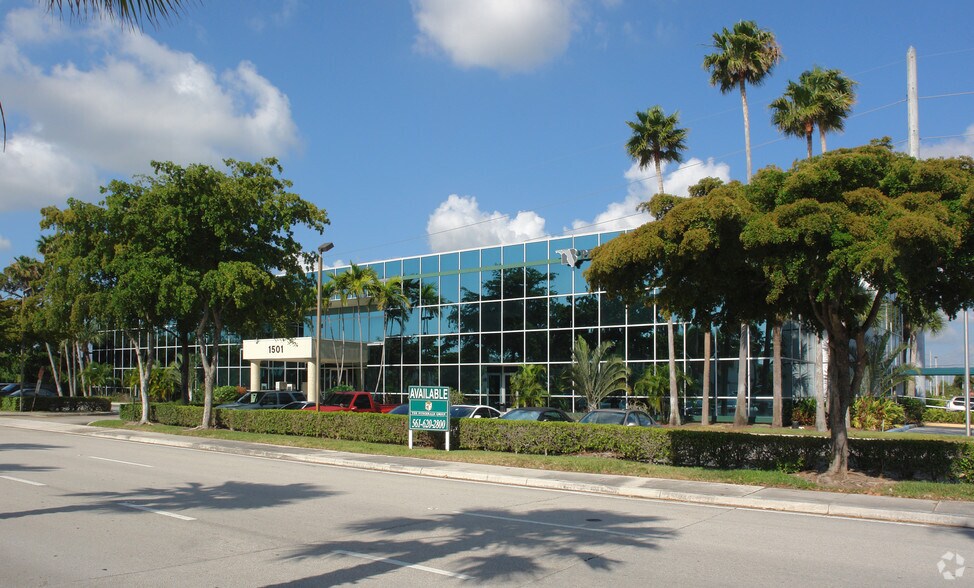 More Photos Of 1501 Corporate Dr, Boynton Beach Office For Lease