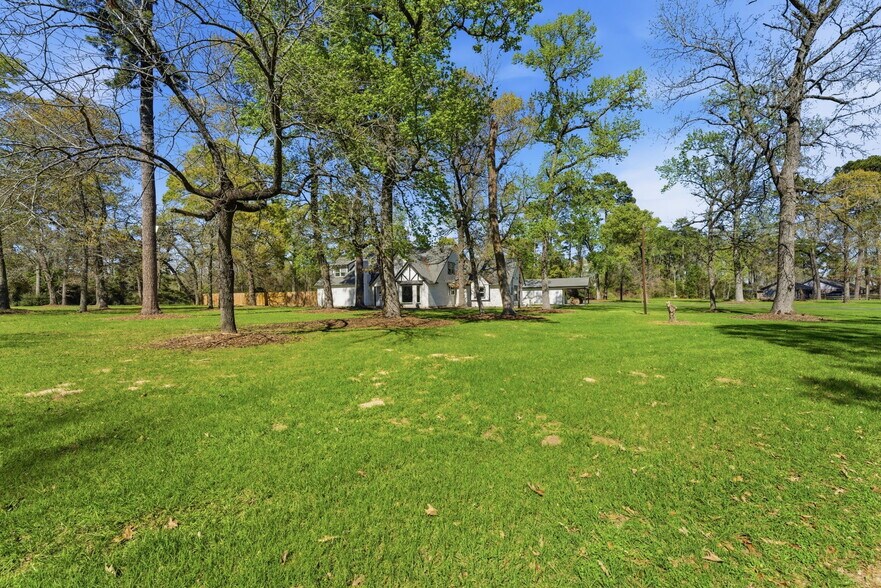 More Photos Of 8526 Oakwood Dr, Magnolia Land For Sale