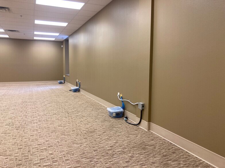 More Photos Of 105 1st St SE, Minot Apartments For Lease