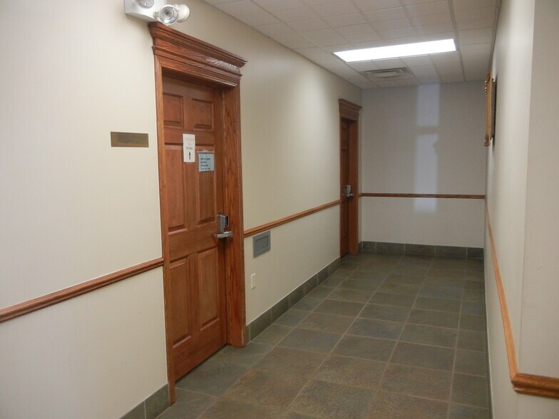More Photos Of 2104 E Eleven Mile Rd, Warren Office For Lease