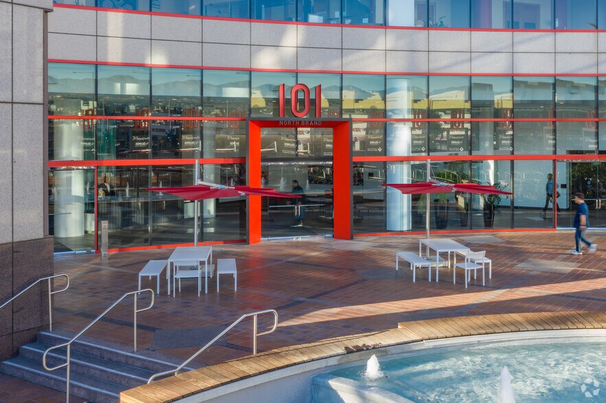 More Photos Of 101 N Brand Blvd, Glendale Office For Lease