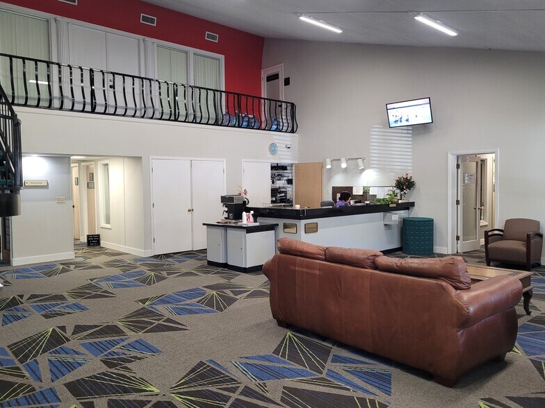 More Photos Of 2431 Aloma Ave, Winter Park Coworking Space