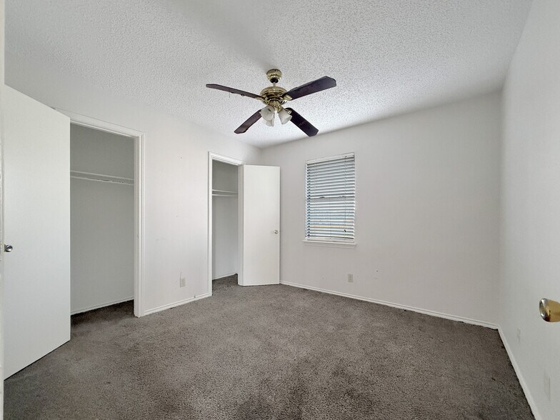 More Photos Of 1870 King David Dr, Three Rivers Apartments For Sale