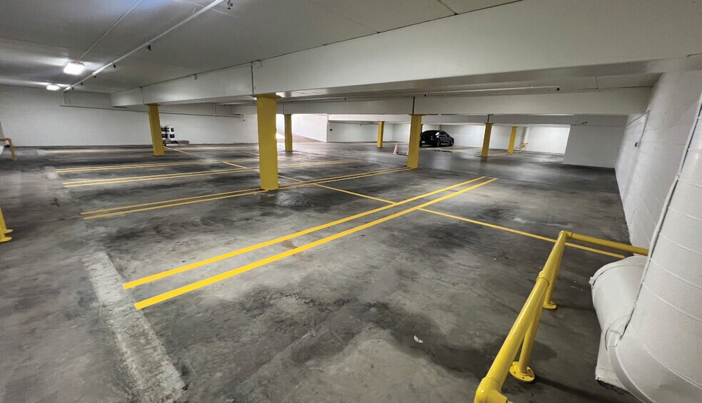 More Photos Of 935 E 12th St, Los Angeles Warehouse For Sale