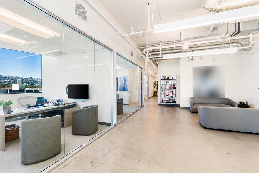 More Photos Of 9701 Wilshire Blvd, Beverly Hills Office For Lease