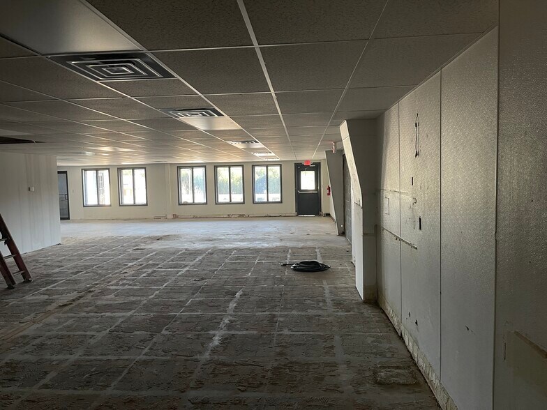 More Photos Of 5961 Chalkville Mountain Ln, Birmingham Freestanding For Lease