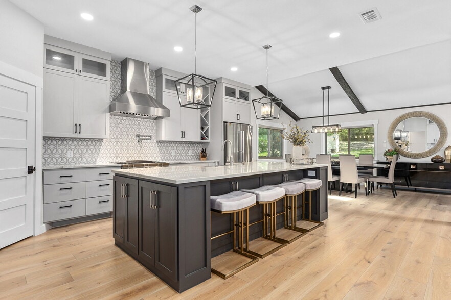 More Photos Of 2681 Sam Bass Rd, Round Rock Hospitality For Sale