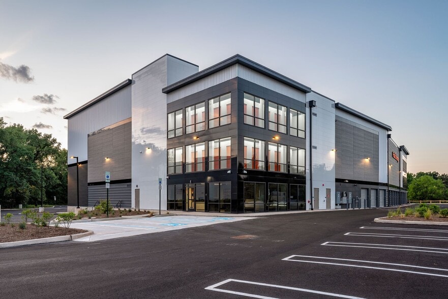 More Photos Of 75 S State Rt 17, Paramus Self Storage For Sale