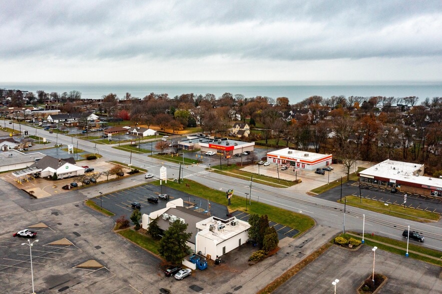 More Photos Of 4415 Liberty Ave, Vermilion General Retail For Sale