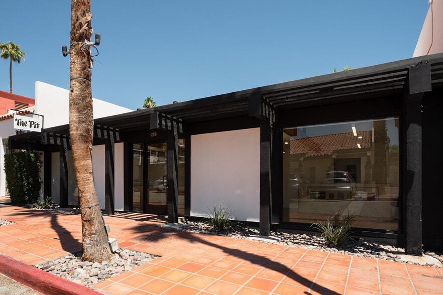 Primary Photo Of 254-264 N Palm Canyon Dr, Palm Springs Freestanding For Lease