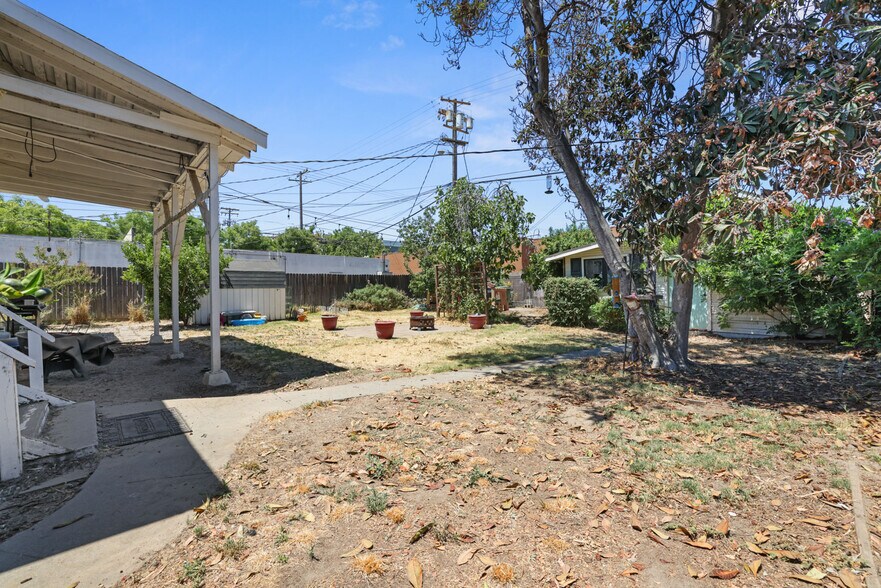 More Photos Of 411 Crane Ave, Turlock Office For Sale