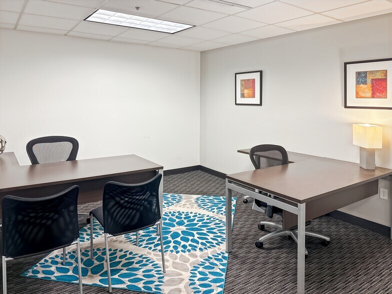 More Photos Of 3900 N Causeway Blvd, Metairie Coworking Space