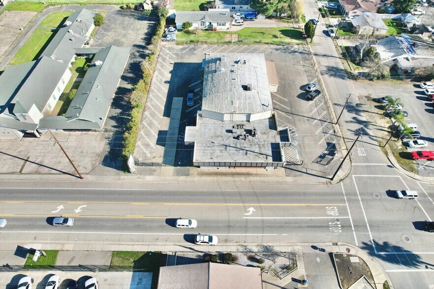 More Photos Of 4979 Olivehurst Ave, Olivehurst General Retail For Sale