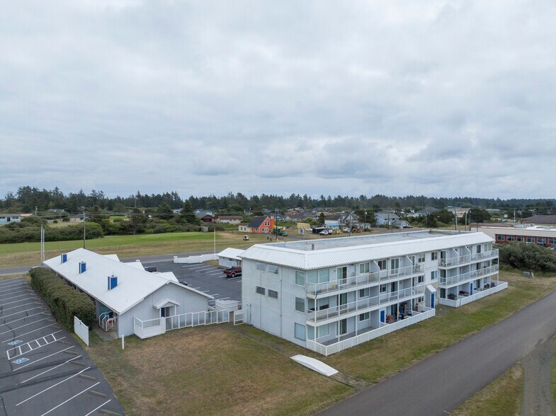 More Photos Of 605 Point Brown Ave NW, Ocean Shores Apartments For Sale