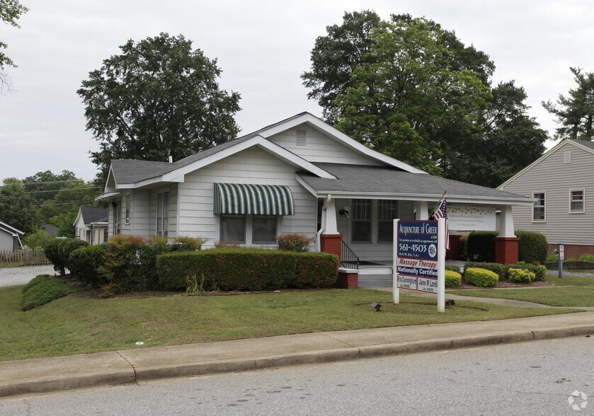 More Photos Of 106 Memorial Dr, Greer Medical For Lease