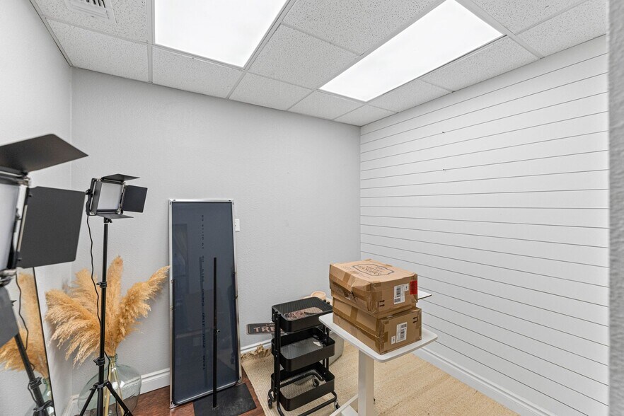 More Photos Of 4514 Billy Sames, Adkins Land For Sale