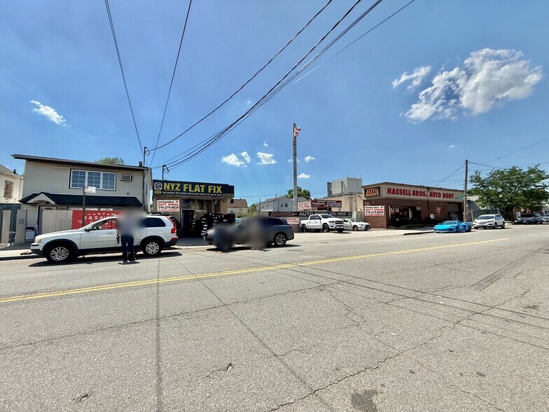 More Photos Of 14610 Guy R Brewer Blvd, Jamaica Warehouse For Sale