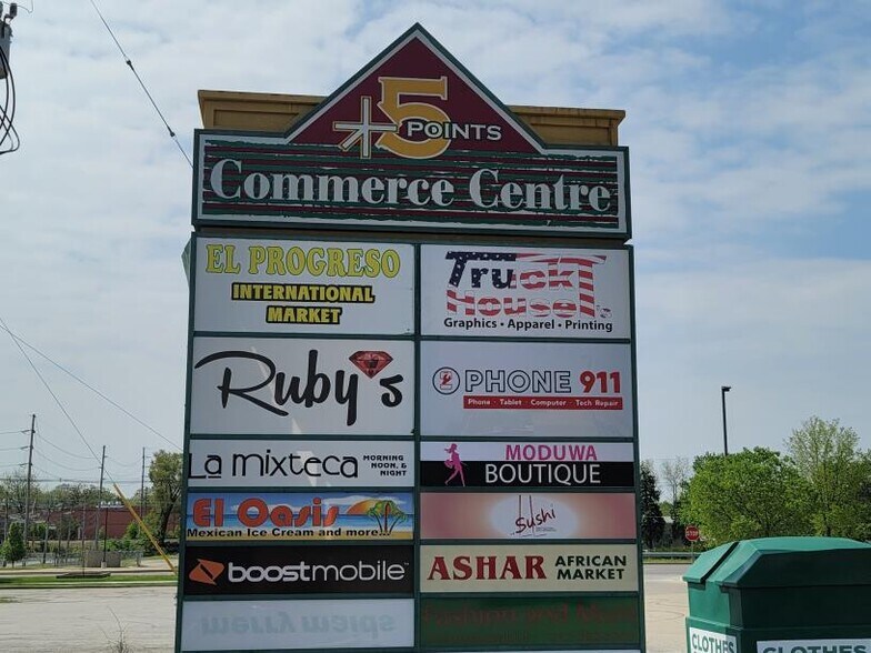 More Photos Of 520 N Cunningham Ave, Urbana Unknown For Lease