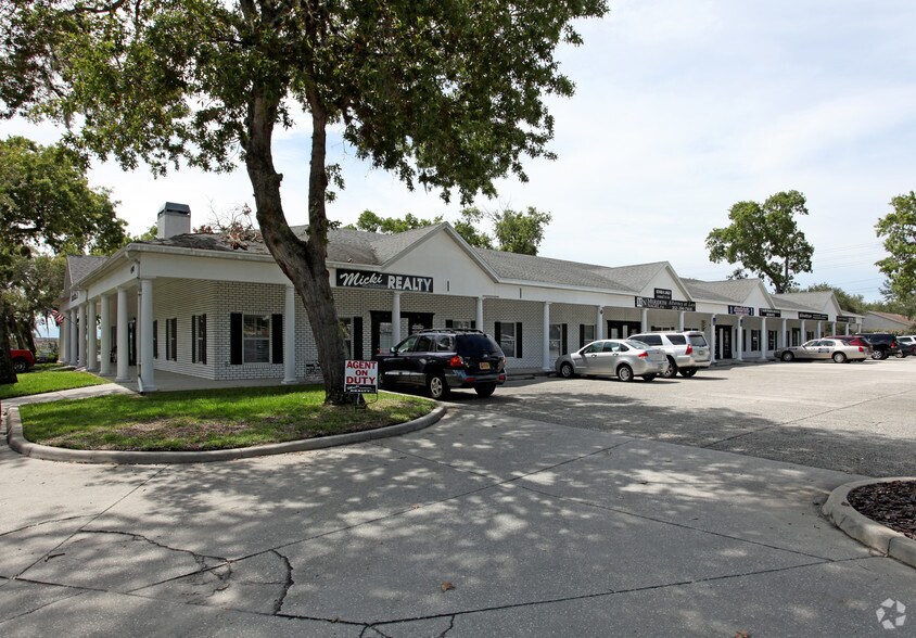 More Photos Of 450 E Highway 50, Clermont Medical For Lease