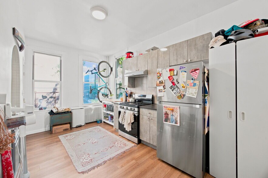 More Photos Of 332 Manhattan Ave, Brooklyn Apartments For Sale