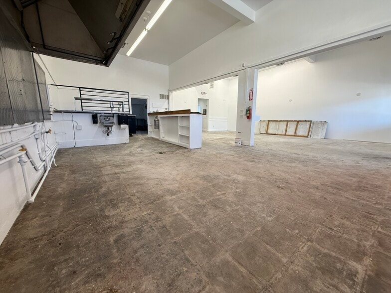 More Photos Of 1410-1464 Cary Ave, San Mateo General Retail For Lease