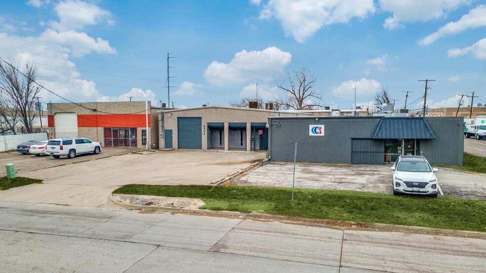 More Photos Of 4906 Don Dr, Dallas Flex For Sale
