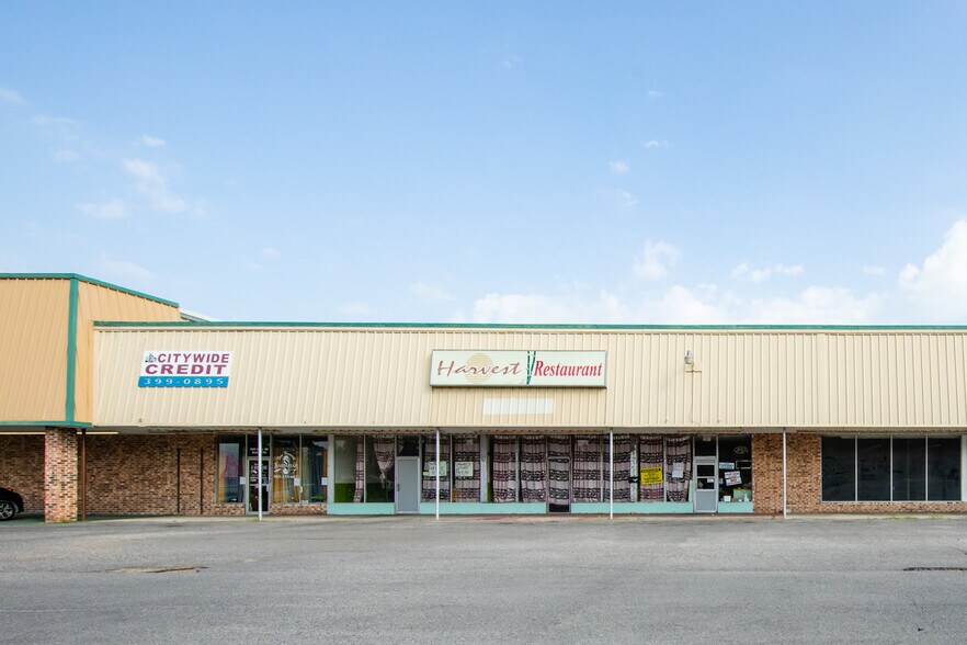 More Photos Of 500 US 90, Patterson Supermarket For Lease