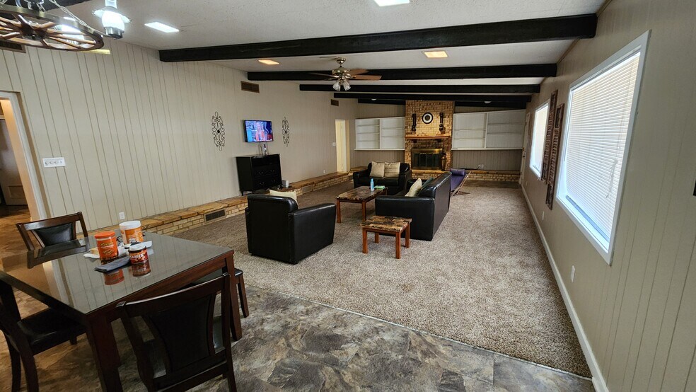 More Photos Of 9300 W County Road 60, Midland Flex For Sale