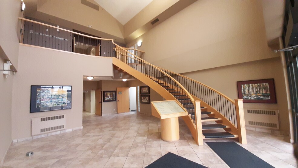 More Photos Of 4320 50 Ave, Red Deer Office For Lease