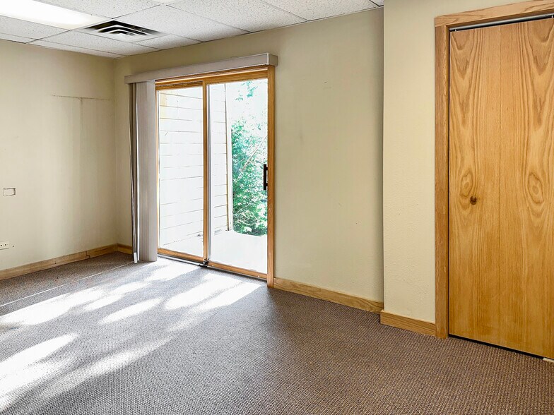 More Photos Of 101 W Main St, Frisco Office For Lease