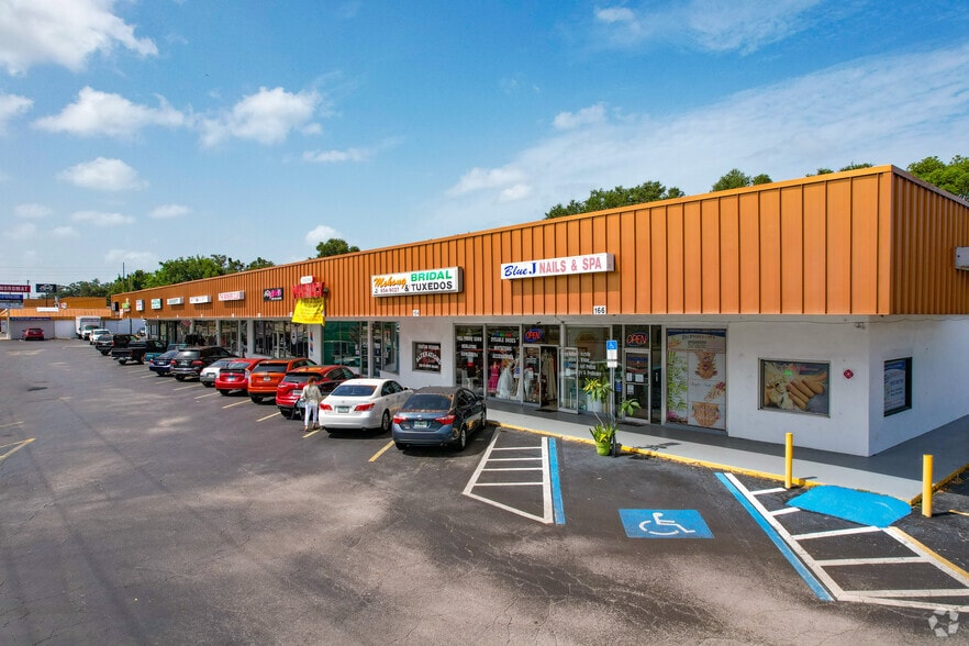 More Photos Of 101 W Morgan St, Brandon General Retail For Lease