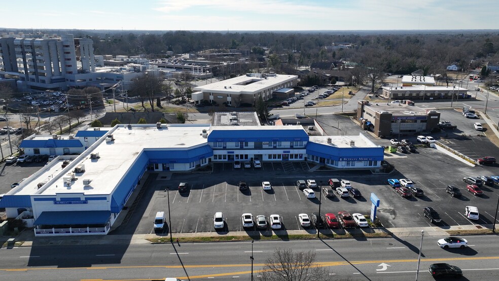 More Photos Of 801 N Main St, High Point Office For Lease