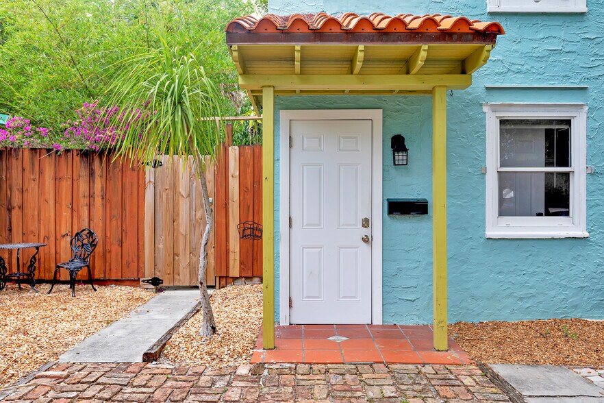 More Photos Of 506 S M St, Lake Worth Beach Apartments For Sale