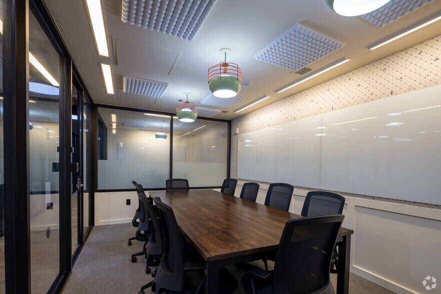 More Photos Of 3365 Piedmont Rd NE, Atlanta Coworking Space