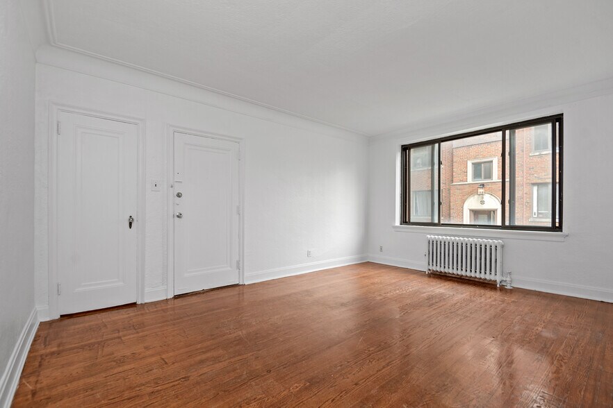 More Photos Of , Cincinnati Multifamily For Sale