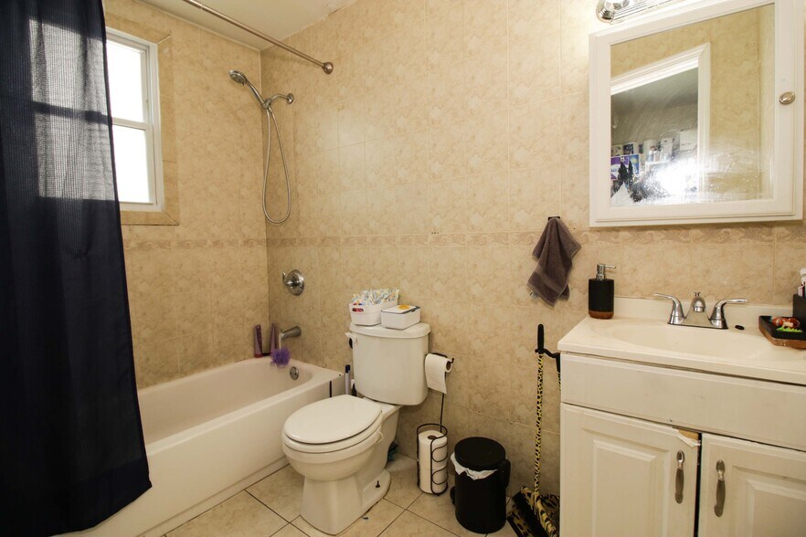 More Photos Of 201 Hackensack Plank Rd, Weehawken Restaurant For Sale