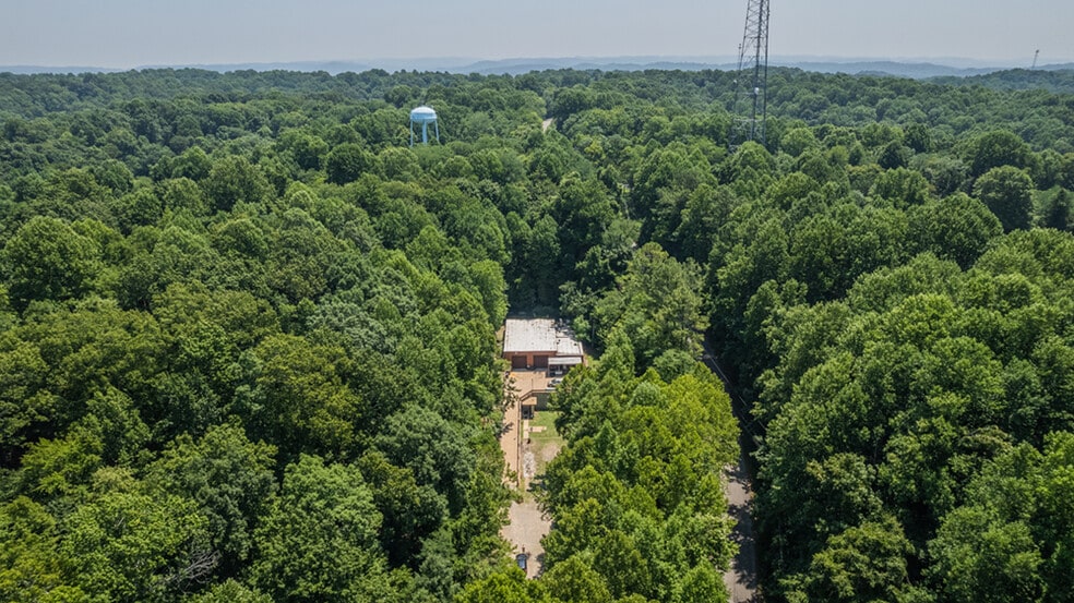 More Photos Of 8871 Griffith Rd, Nashville Warehouse For Sale