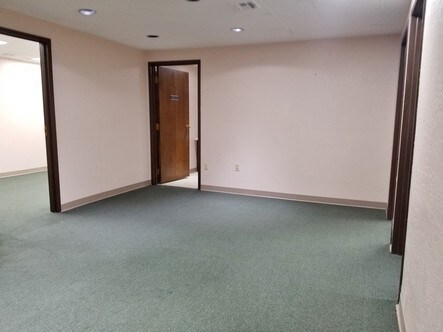 More Photos Of 4215 N Classen Blvd, Oklahoma City Medical For Sale