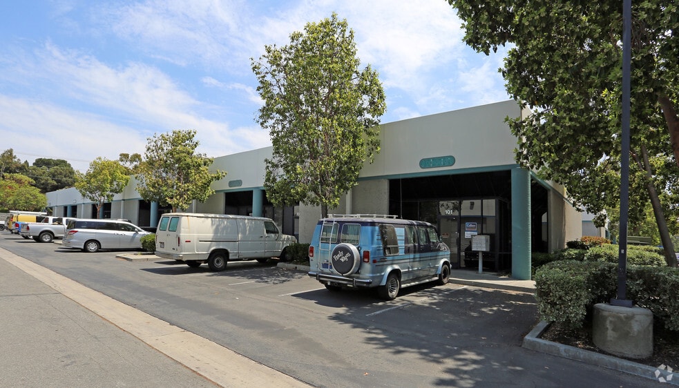 Primary Photo Of 3025 Industry St, Oceanside Unknown For Lease