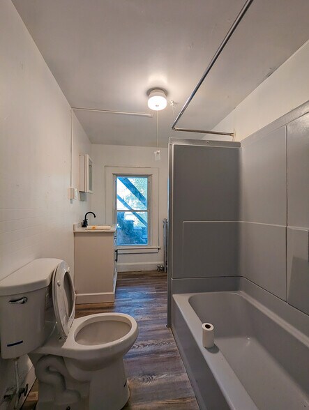 More Photos Of 105 Madison Ave, Endicott Apartments For Sale