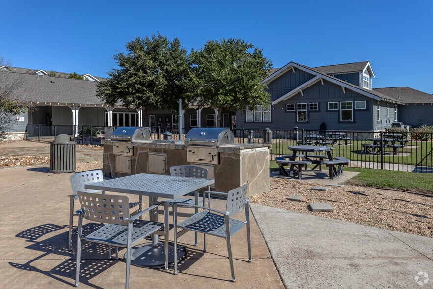 More Photos Of 1725 Harvey Mitchell Pky S, College Station Apartments For Sale