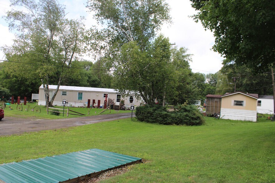 More Photos Of 27 Main St, Sinclairville Manufactured Housing Mobile Home Park For Sale